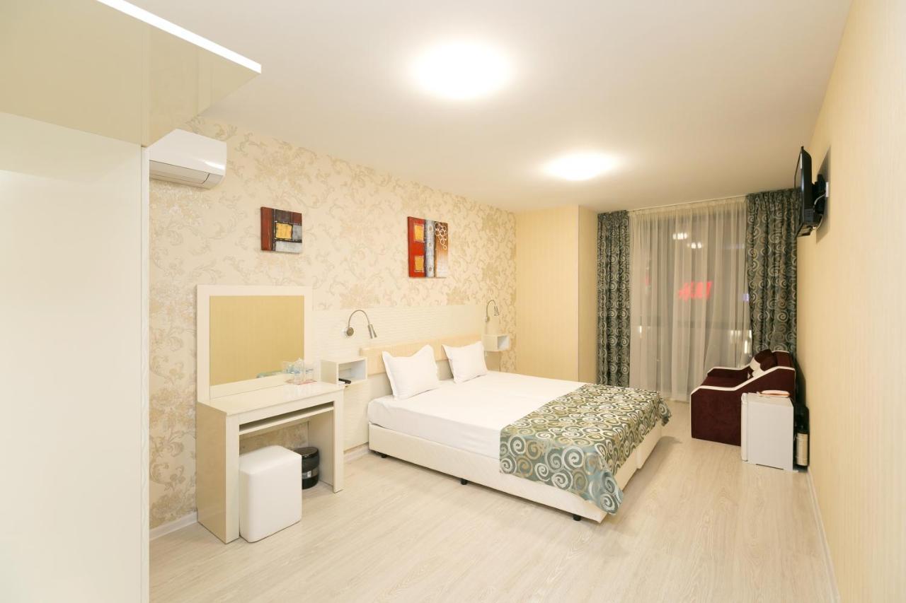 Hotel Capri Пловдив Экстерьер фото