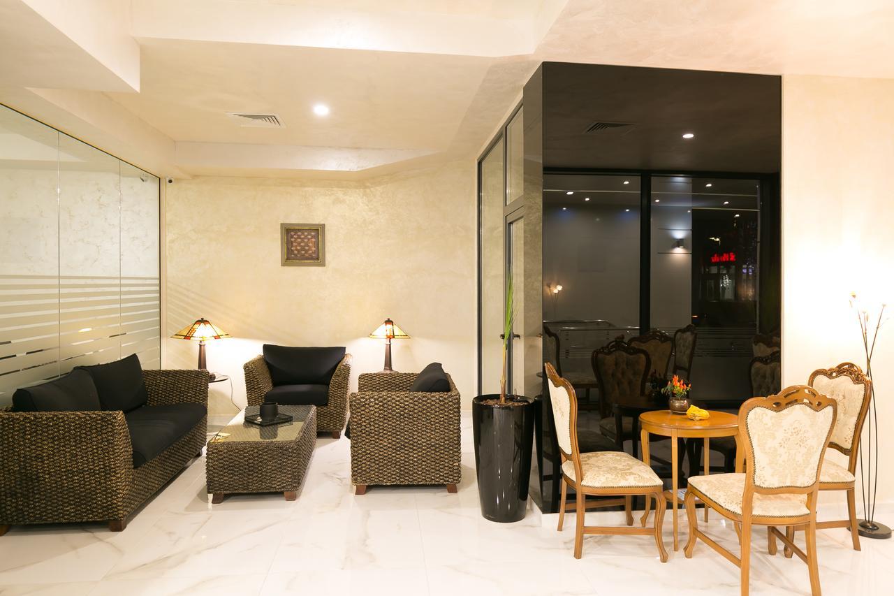 Hotel Capri Пловдив Экстерьер фото